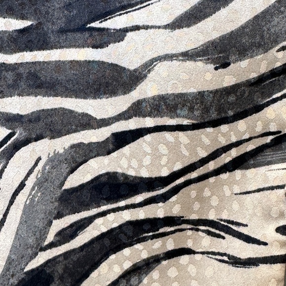 Nine West | Zebra Print Y2K Vibes Spaghetti Strap Jacquard Satin Cami Tank Top - Picture 9 of 15